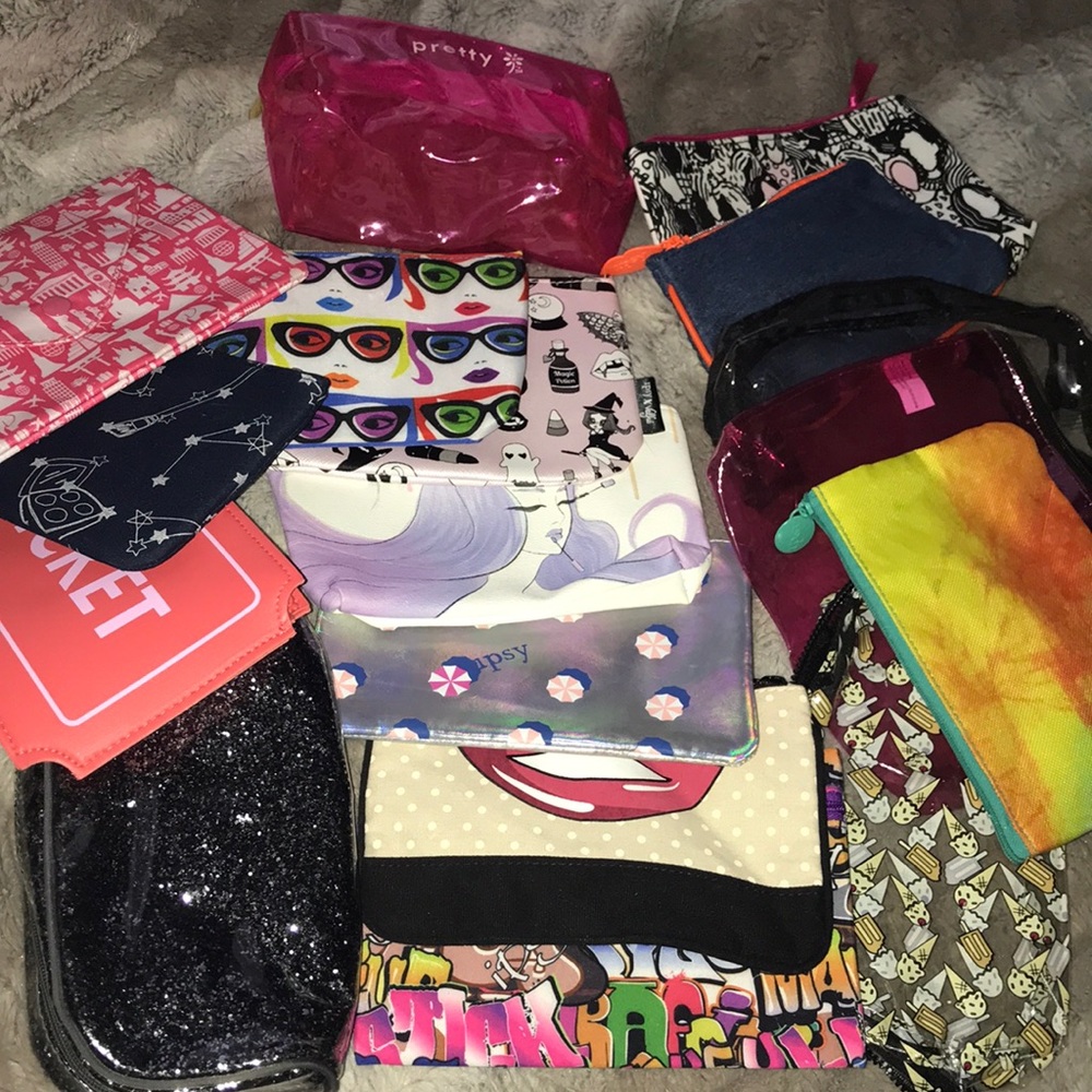 Random make up bag bundle